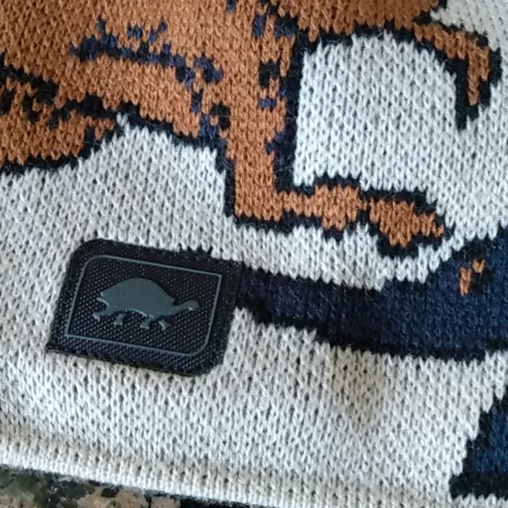 Hat - Picture 3 of 6